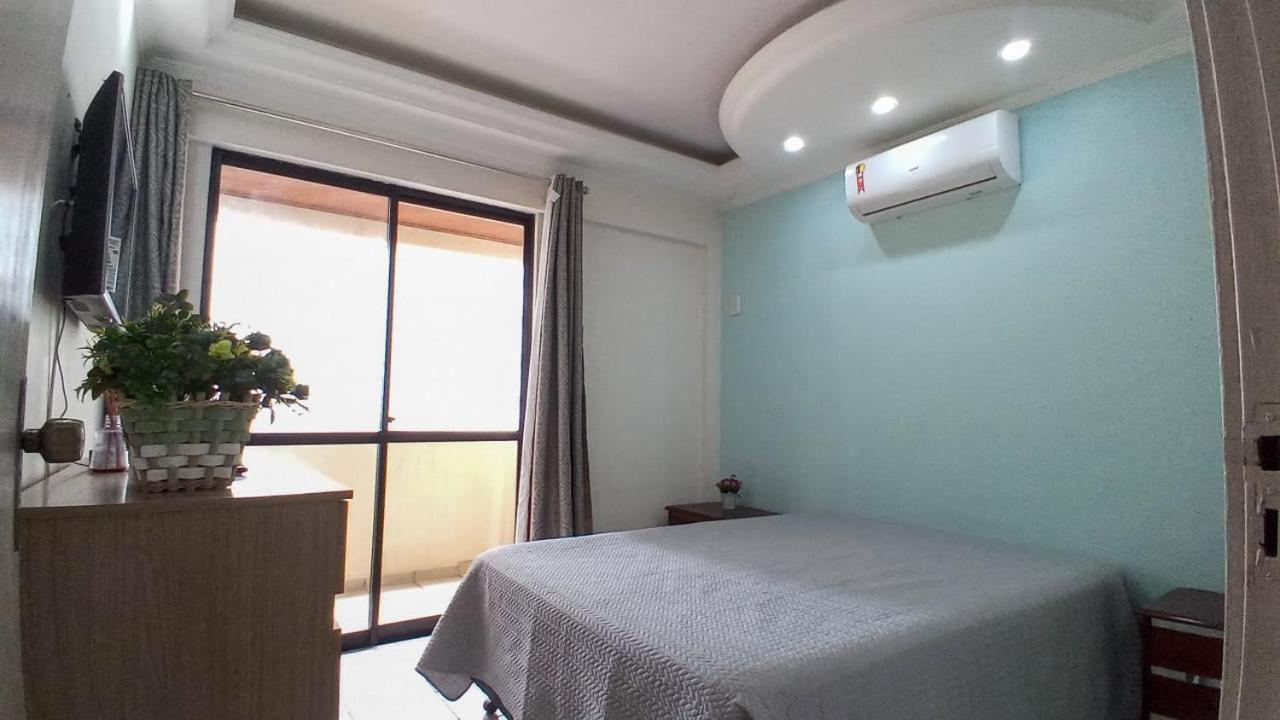 Apartamento 03 Quartos, 50mt Mar, Em Balneario Camboriu