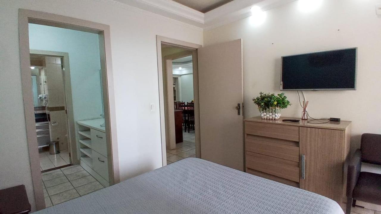 03 Quartos, 50mt Mar, Em * Balneario Camboriu
