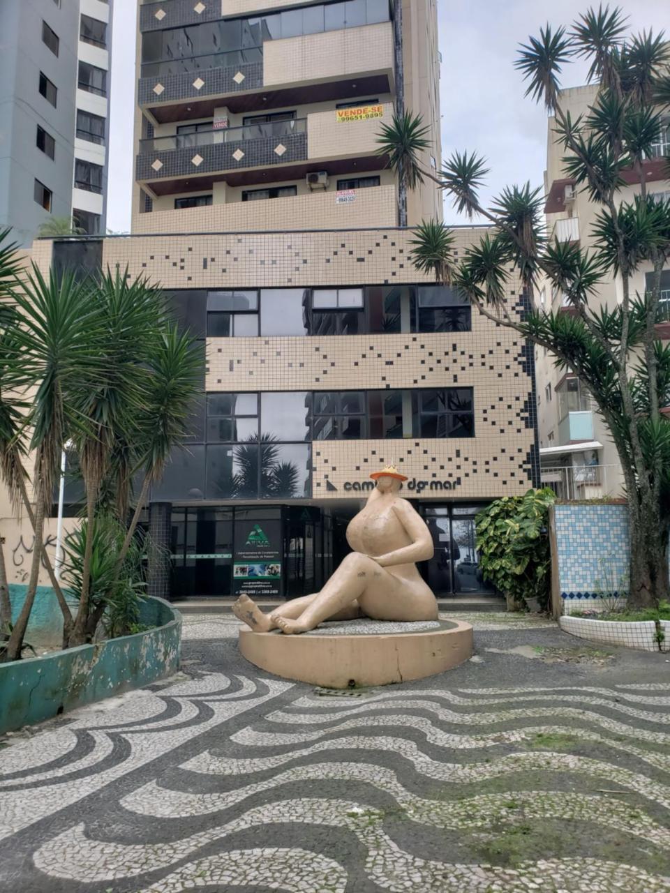 03 Quartos, 50mt Mar, Em Apartamento *