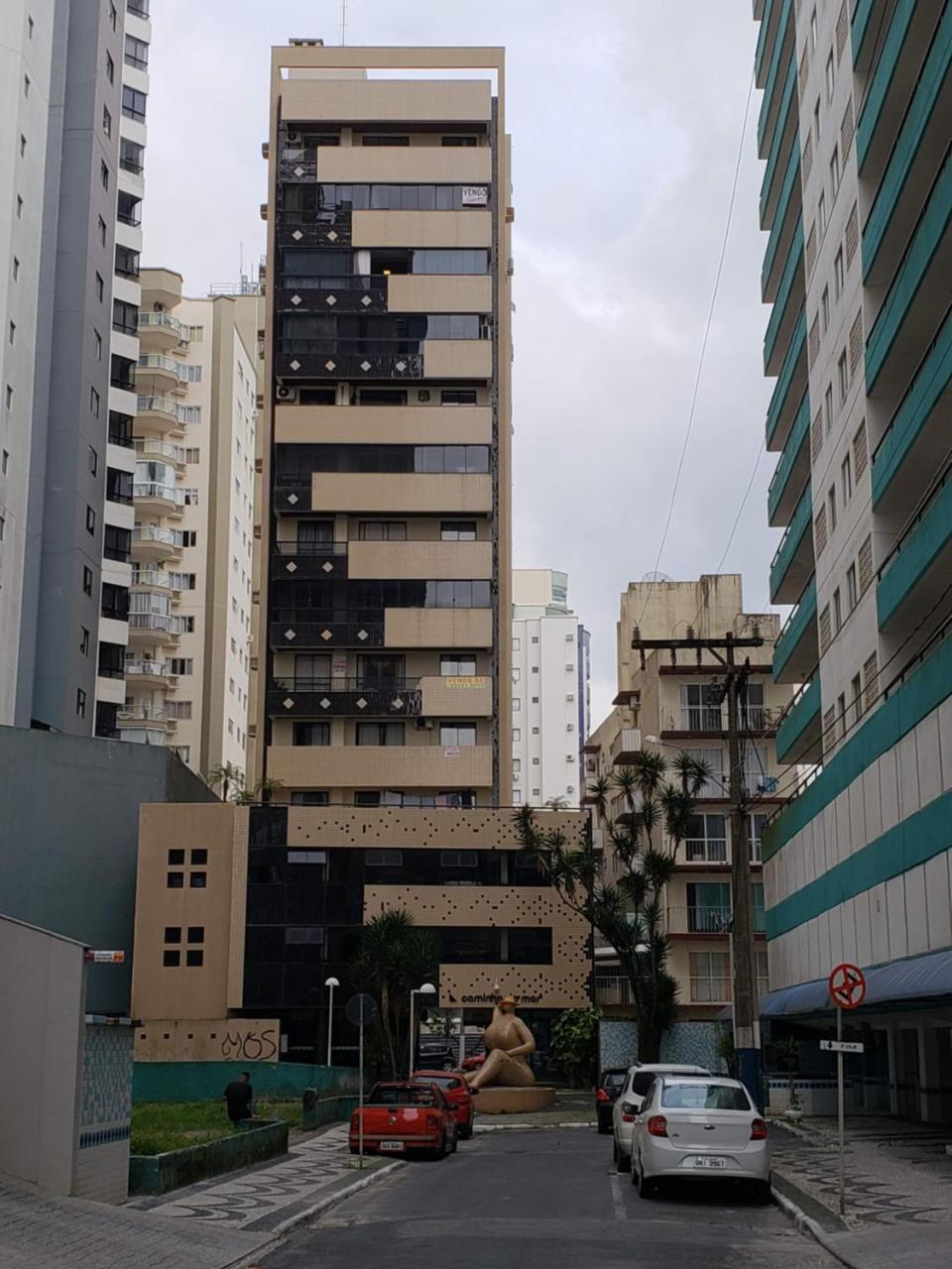 03 Quartos, 50mt Mar, Em